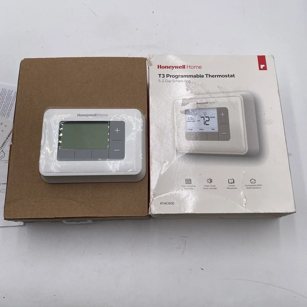 HONEYWELL RTH6360 T3 5-2 DAY PROGRAMMABLE THERMOSTAT FOR PARTS ONLY SEE PICS